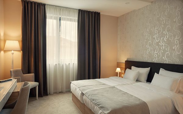 Hotel Curtains